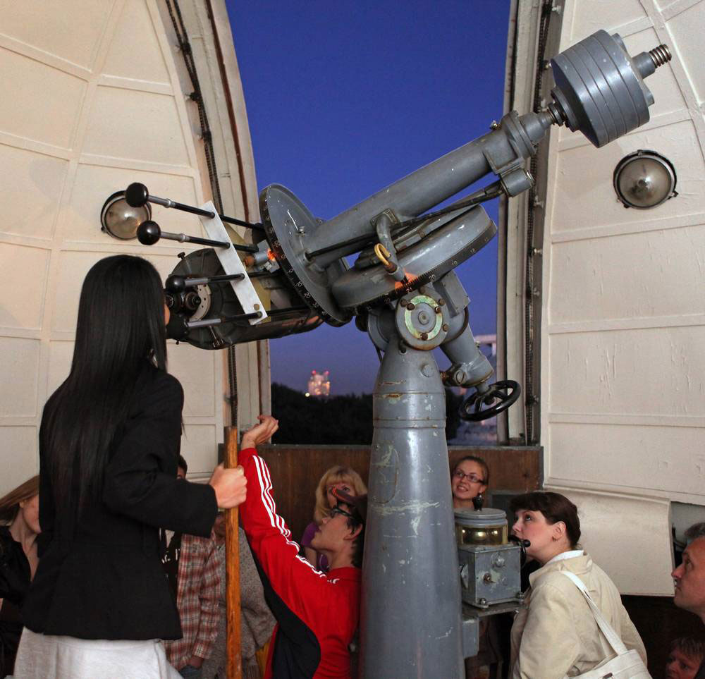 убрали астрономию