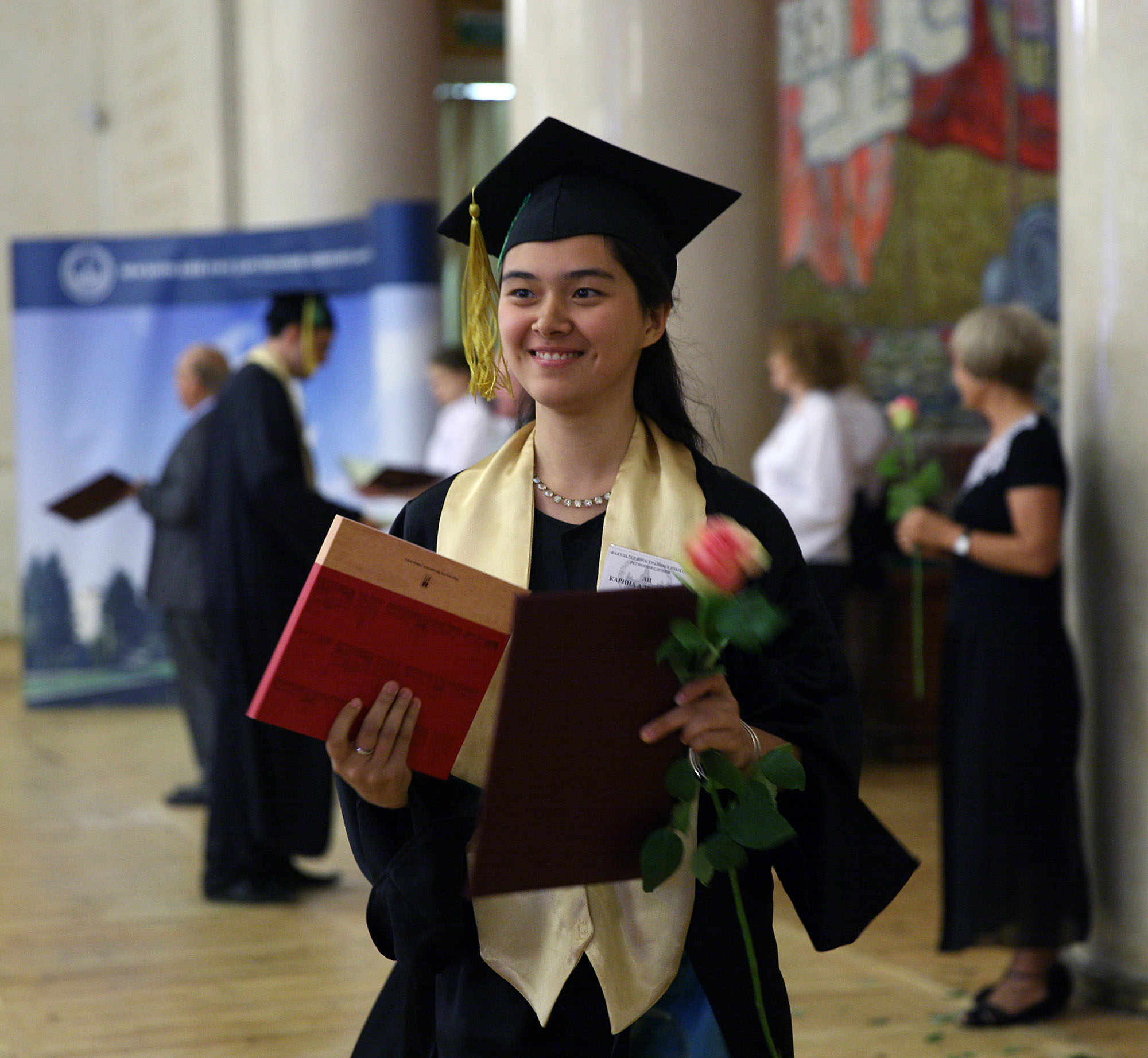 Муравленко выпускной 2013. Школа 1130 выпускной 2013. Церемония вручения медалей выпускникам. Выпускникам 2013 года. Выпускникам 2013 года.