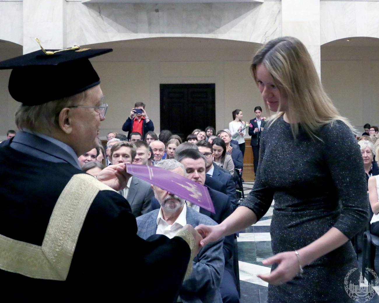 повышенная стипендия мгу. стипендия мгу ломоносова. стипендия мгу ломоносова. максимальная стипендия в мгу. форма приказа о назначении академической стипендии.