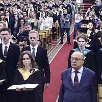 Торжественная церемония вручения дипломов с отличием выпускникам 2022 года. День первый