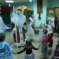 Новогодний праздник для детей в ДСК МГУ