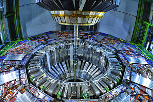 Большой адронный коллайдер запустили на полную мощность после трехлетней модернизации