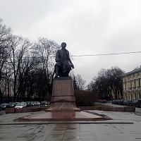 Возложение цветов к памятнику М.В. Ломоносову
