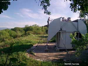 Телескоп-робот «МАСТЕР-Таврида». Фото с камеры внешнего контроля