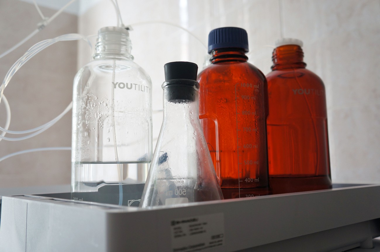 наборы реактивов для гликозилированного гемоглобина. глюкозооксидазный метод определения глюкозы. стандарт-титр трилон б 0. 1 н. стандарт реактив.